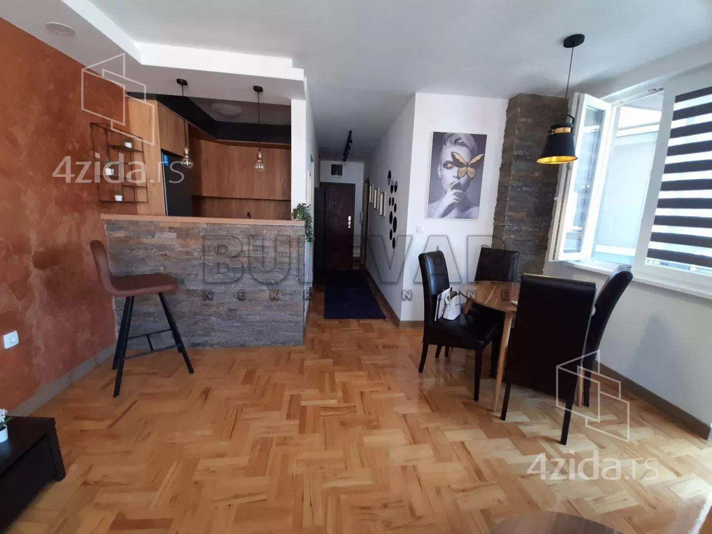 Jednoiposoban stan | 4zida