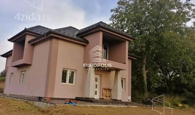 Kuća | 4zida