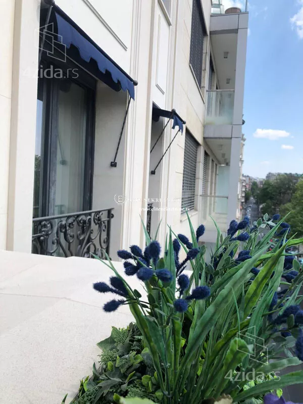 Petosoban stan | 4zida