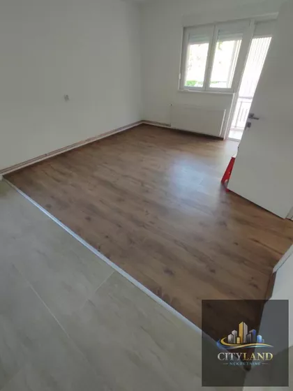 Vojna Bolnica | 4zida.rs
