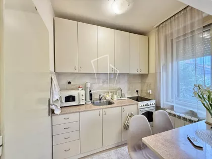 Ravanička | 4zida.rs