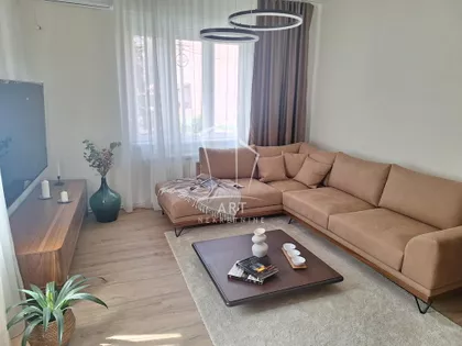 Albanske spomenice | 4zida.rs