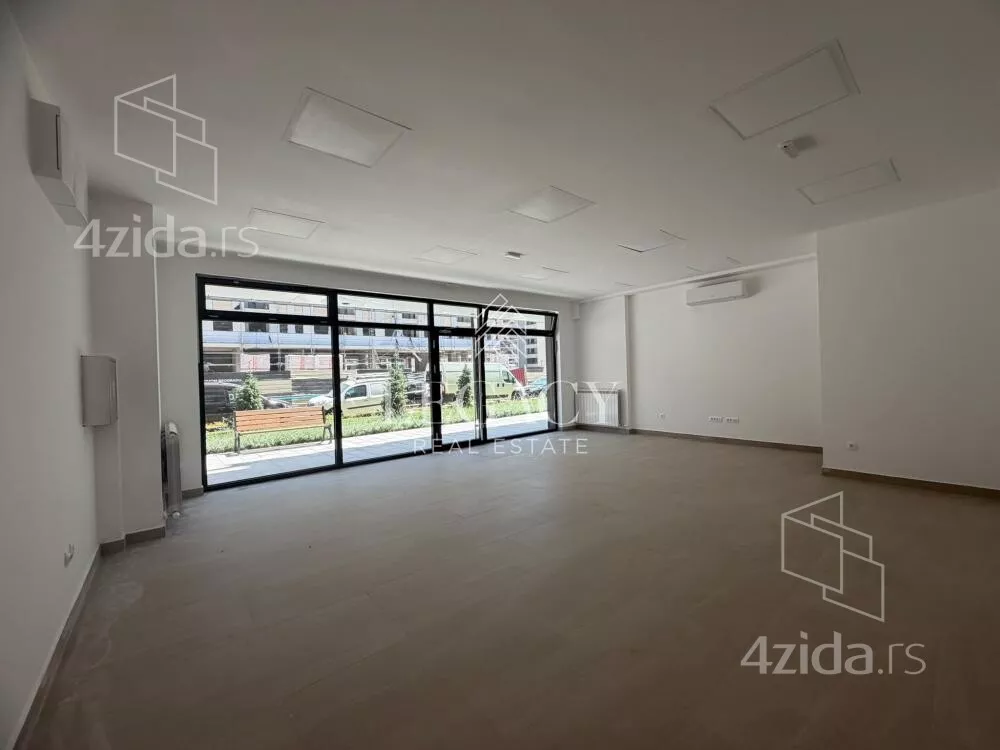 Lokal | 4zida