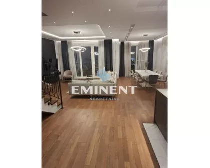 Baba Višnjina | 4zida.rs