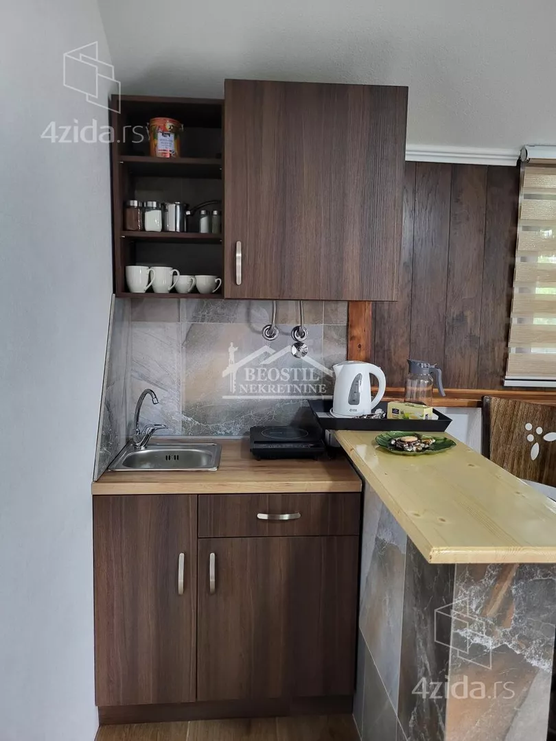 Ugostiteljski objekat | 4zida