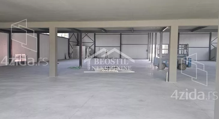 Poslovni prostor | 4zida