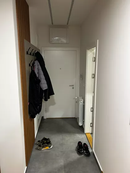 Stojana Novakovića 77 | 4zida.rs