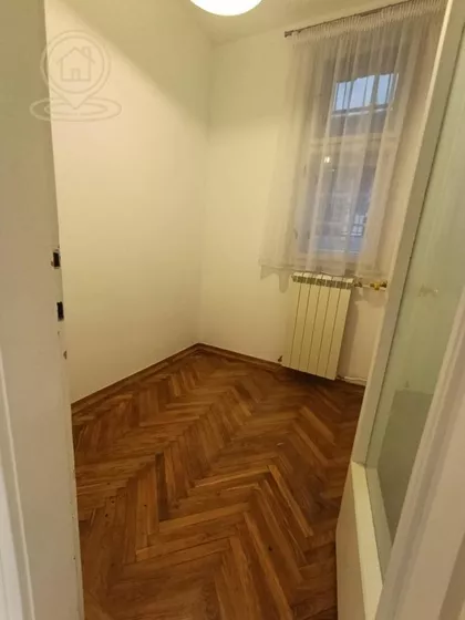 Studentski Trg | 4zida.rs