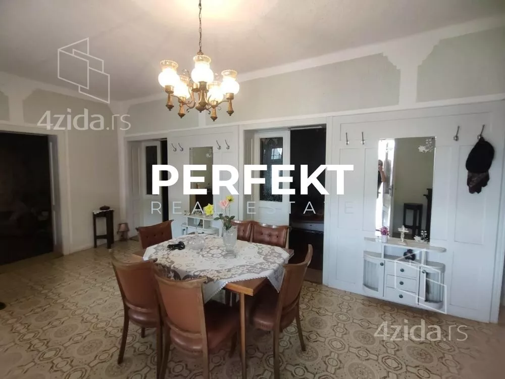 Kuća | 4zida