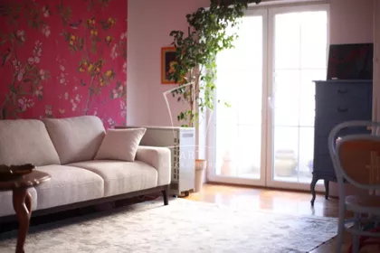 Milana Grola | 4zida.rs