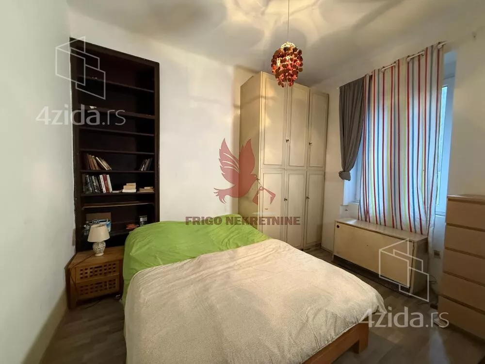 Četvoroiposoban stan | 4zida