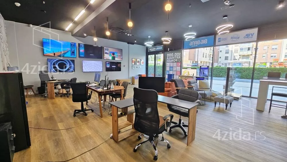 Lokal | 4zida