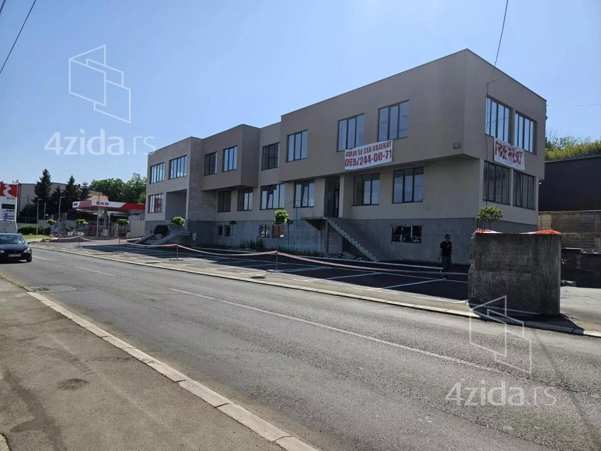 Poslovni prostor | 4zida