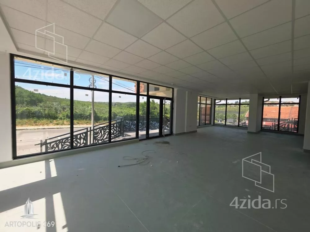 Poslovni prostor | 4zida