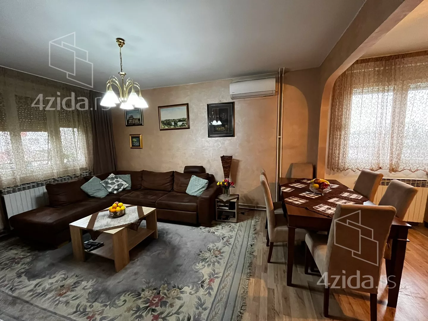 Šestosoban stan | 4zida