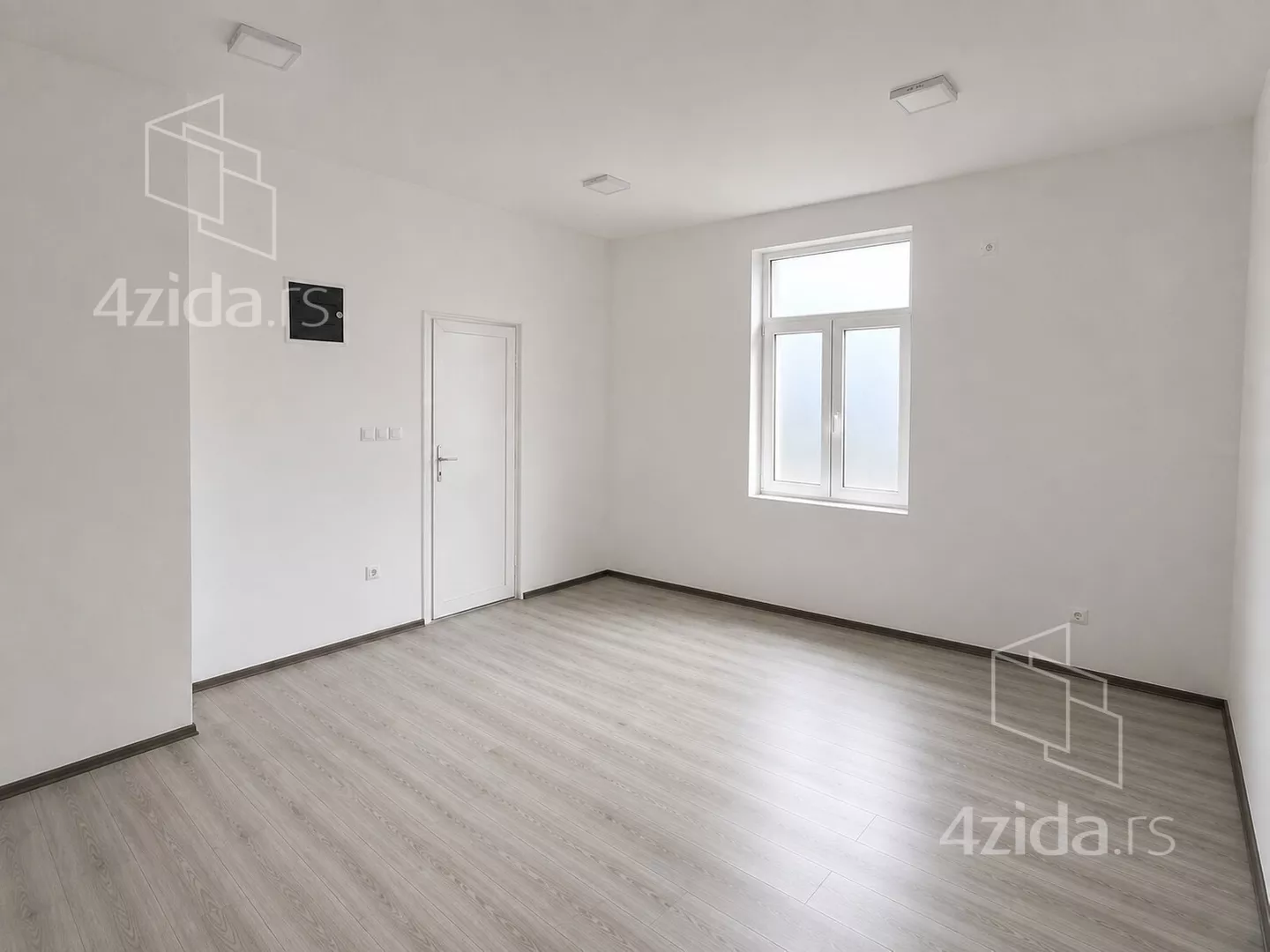 Kancelarija | 4zida