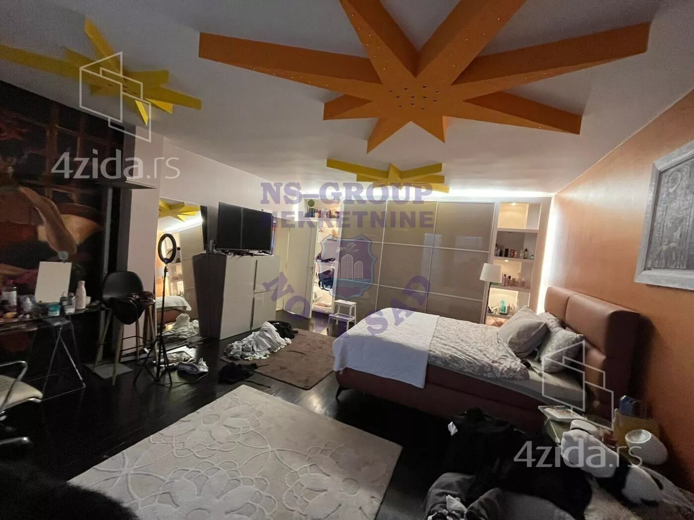 Sedmosoban stan | 4zida