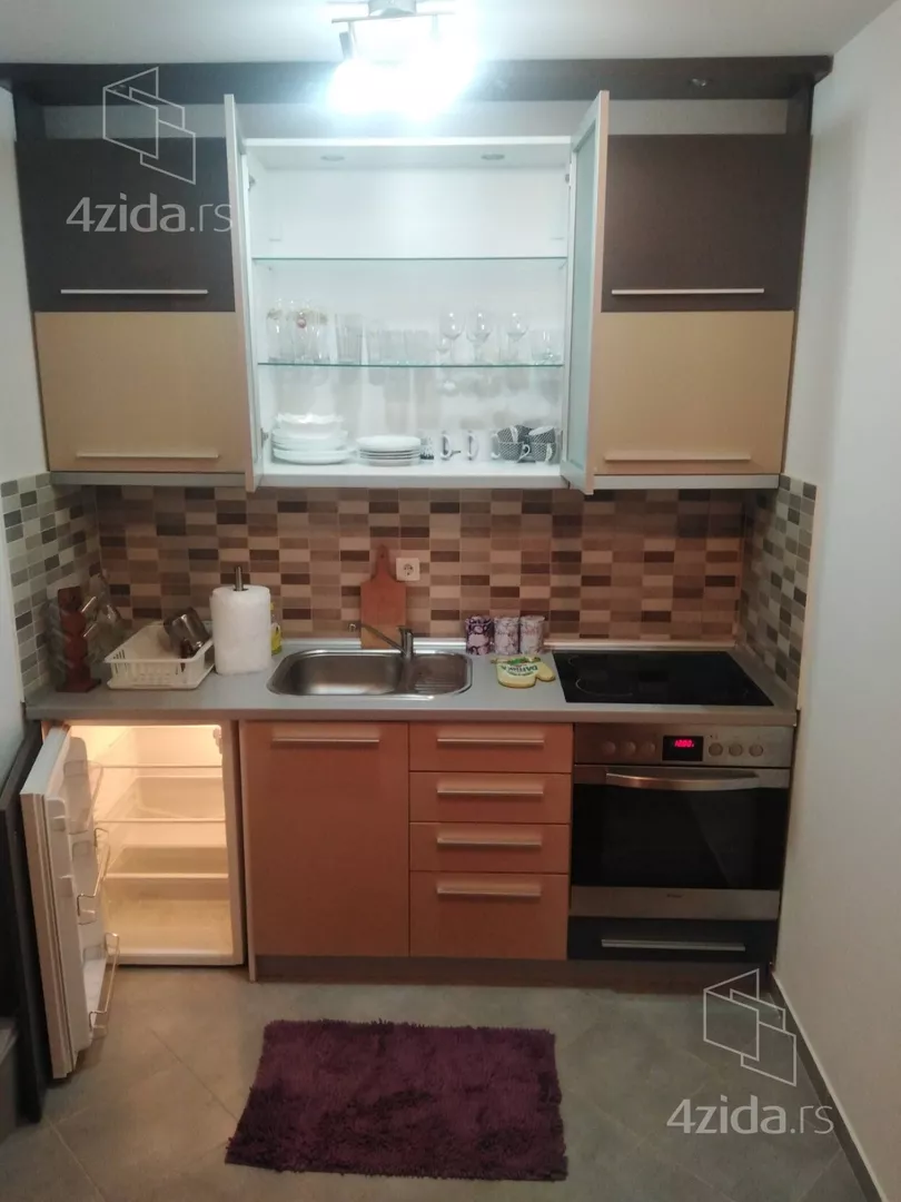 Garsonjera | 4zida