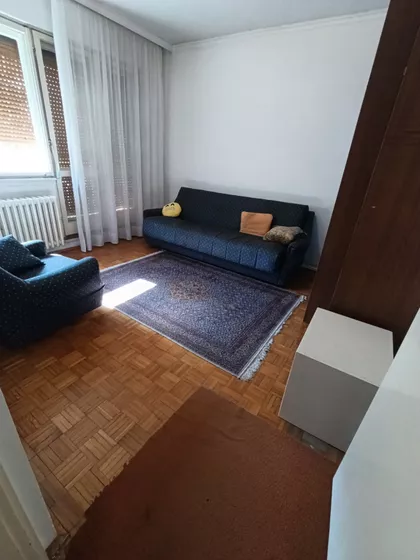 Kraljevačka | 4zida.rs