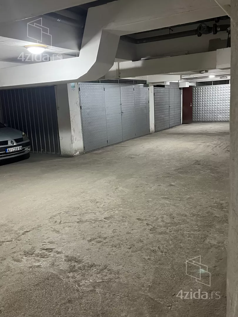 Garaža | 4zida