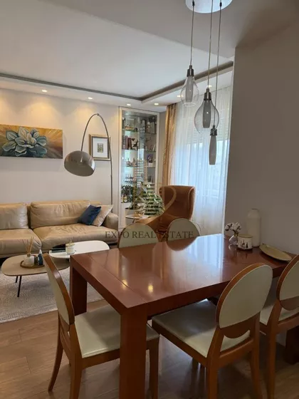 KRALJEVIĆA MARKA | 4zida.rs