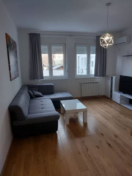 Braće Radića 43 | 4zida.rs