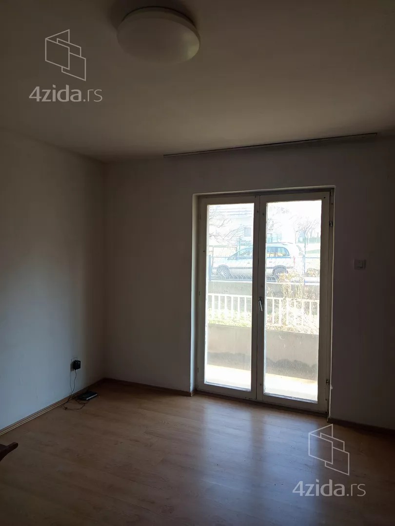 4-etažna kuća | 4zida