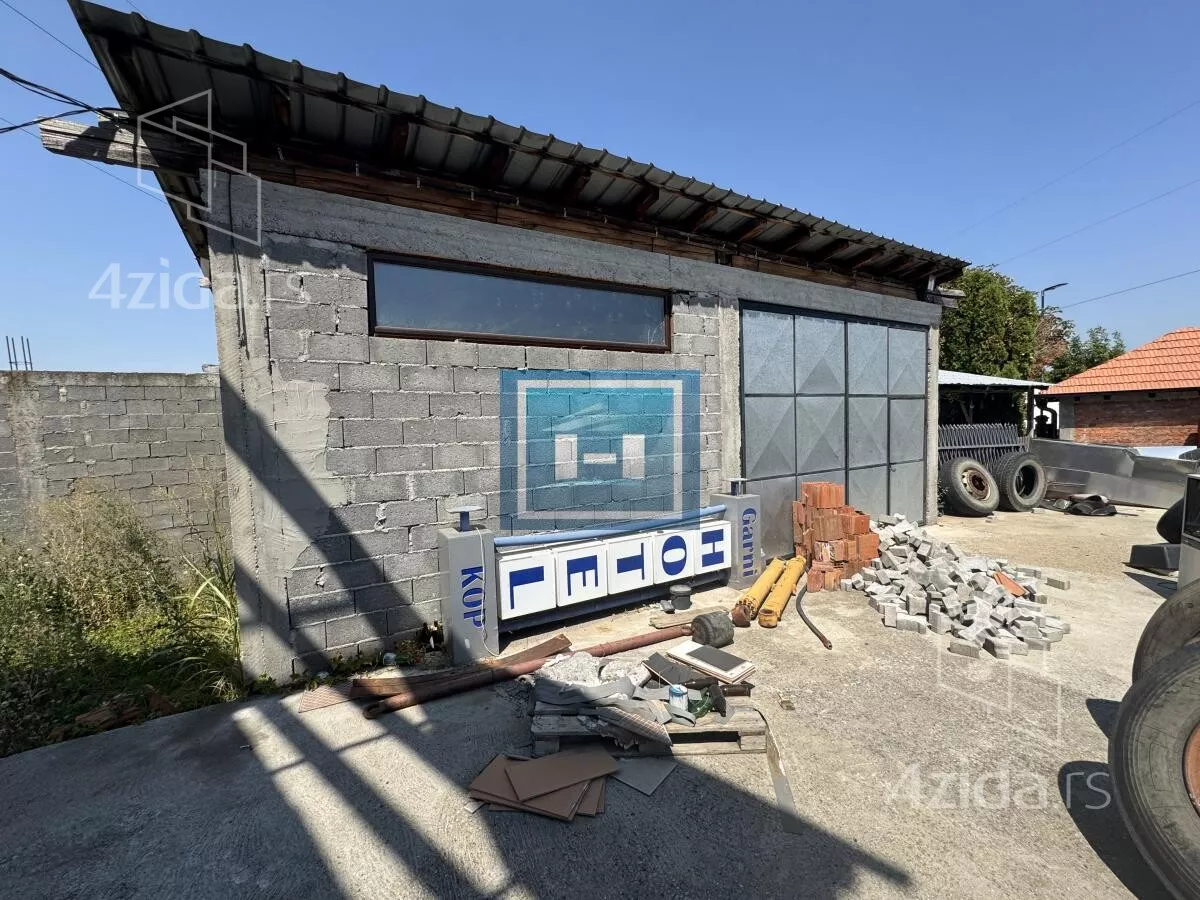 Poslovni prostor | 4zida