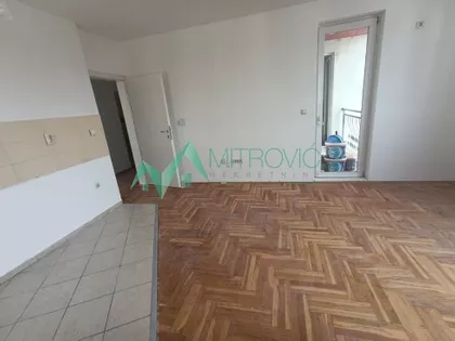Bulevar Patrijarha Pavla (Somborski Bulevar) | 4zida.rs