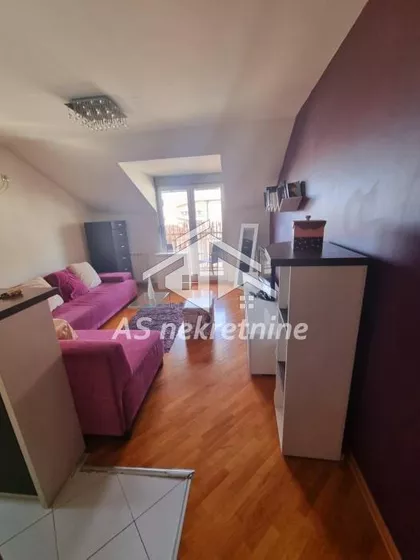 Lekino Brdo | 4zida.rs