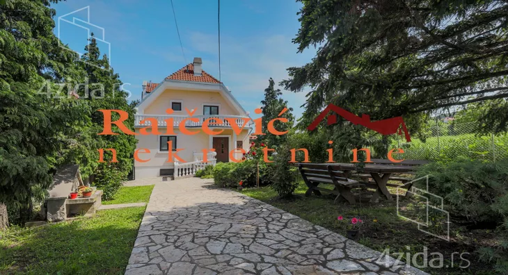 3-etažna kuća | 4zida