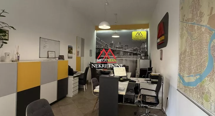 Lokal | 4zida