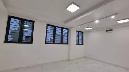 Lovćenska | 4zida.rs