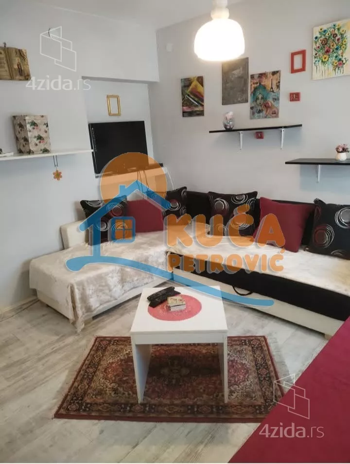 Garsonjera | 4zida