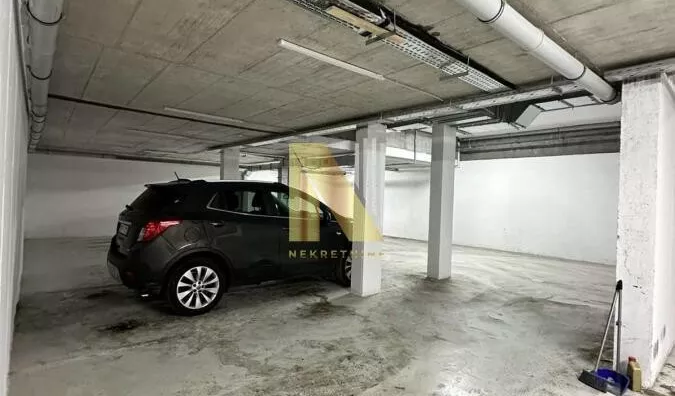 Garaža/Parking | 4zida