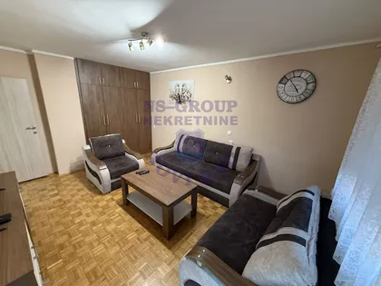 Pariske Komune | 4zida.rs