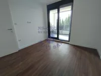 Šestosoban stan | 4zida