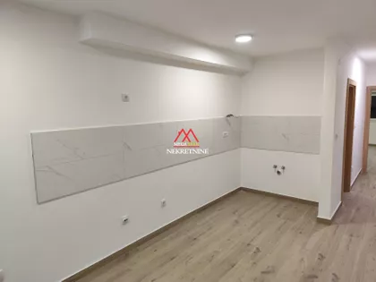 Slavonska | 4zida.rs