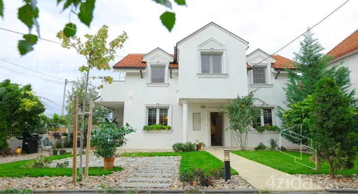 4-etažna kuća | 4zida