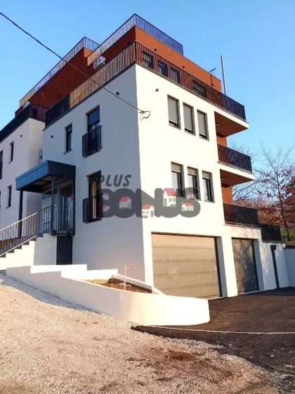 Vojvođanska | 4zida.rs