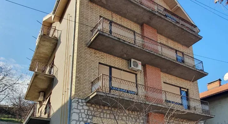 4-etažna kuća | 4zida