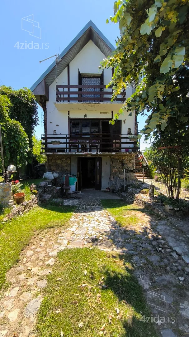 3-etažna kuća | 4zida