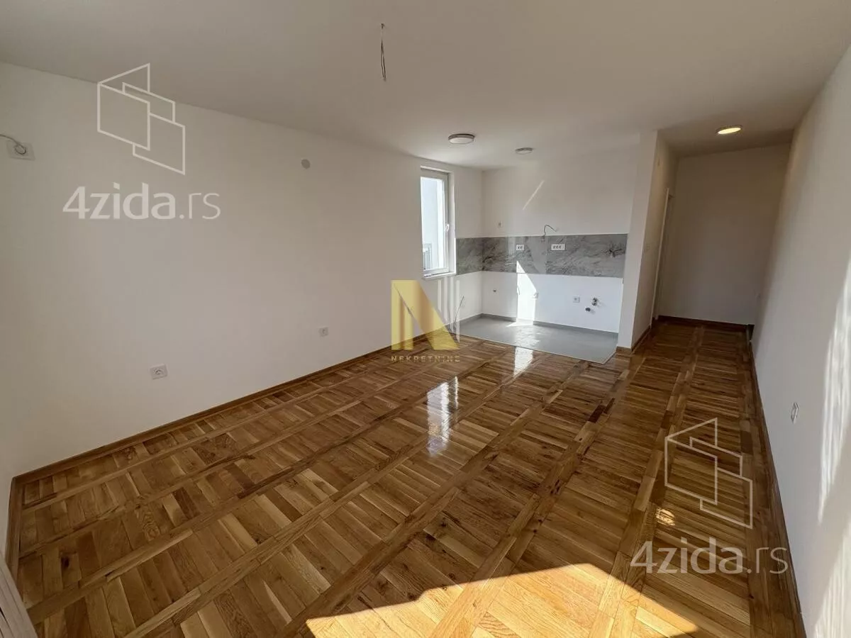 Garsonjera | 4zida
