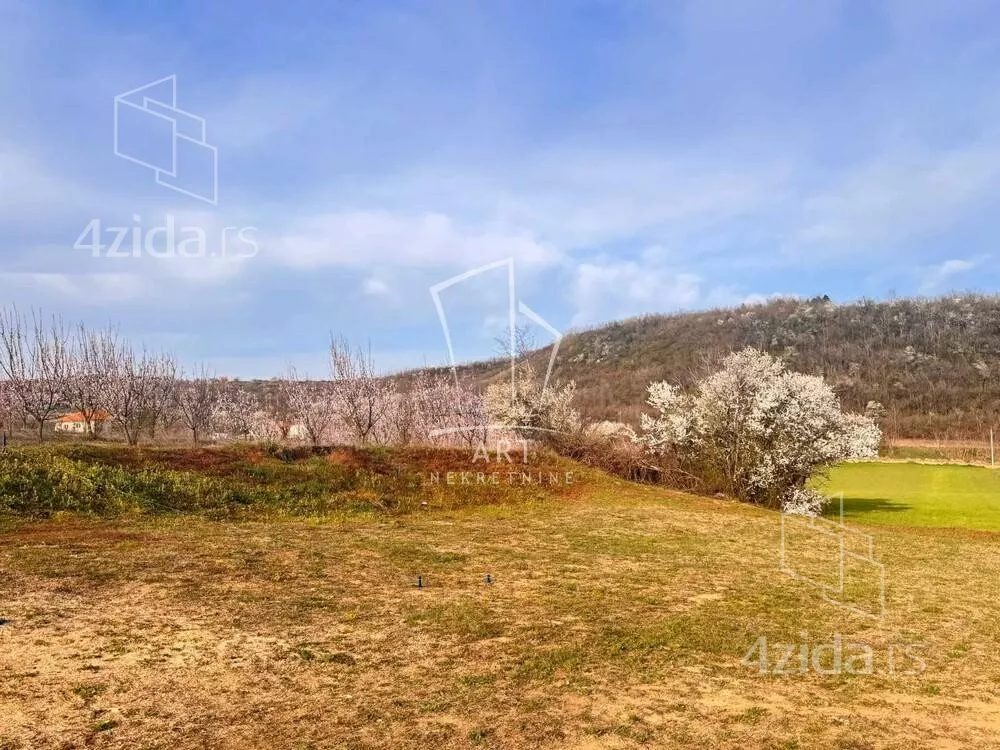 Građevinsko zemljište | 4zida