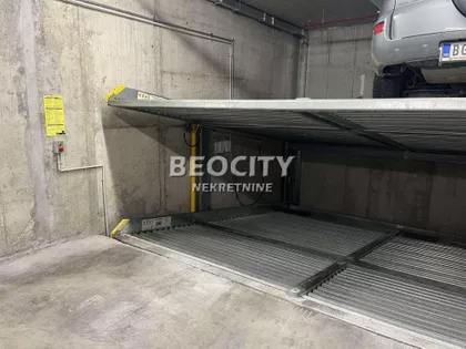 Crveni Krst Vračar | 4zida.rs