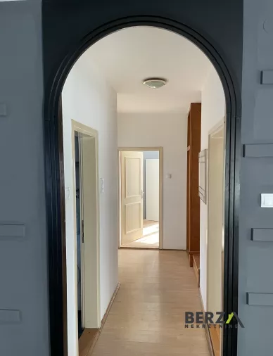 Novi Sad - Centar | 4zida.rs