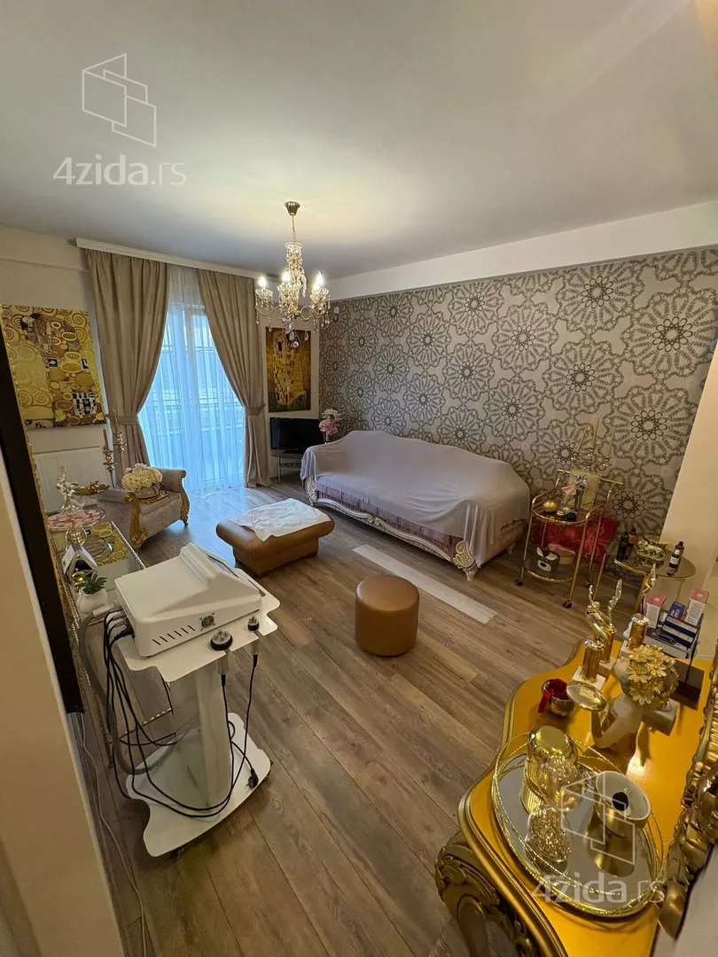 Troiposoban stan | 4zida