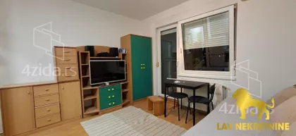 DANILA KIŠA | 4zida.rs