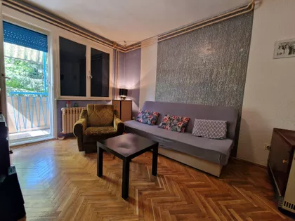 Vladimira Rolovića | 4zida.rs