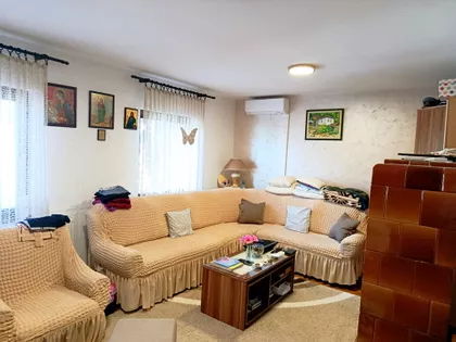 Makova Sedmica | 4zida.rs